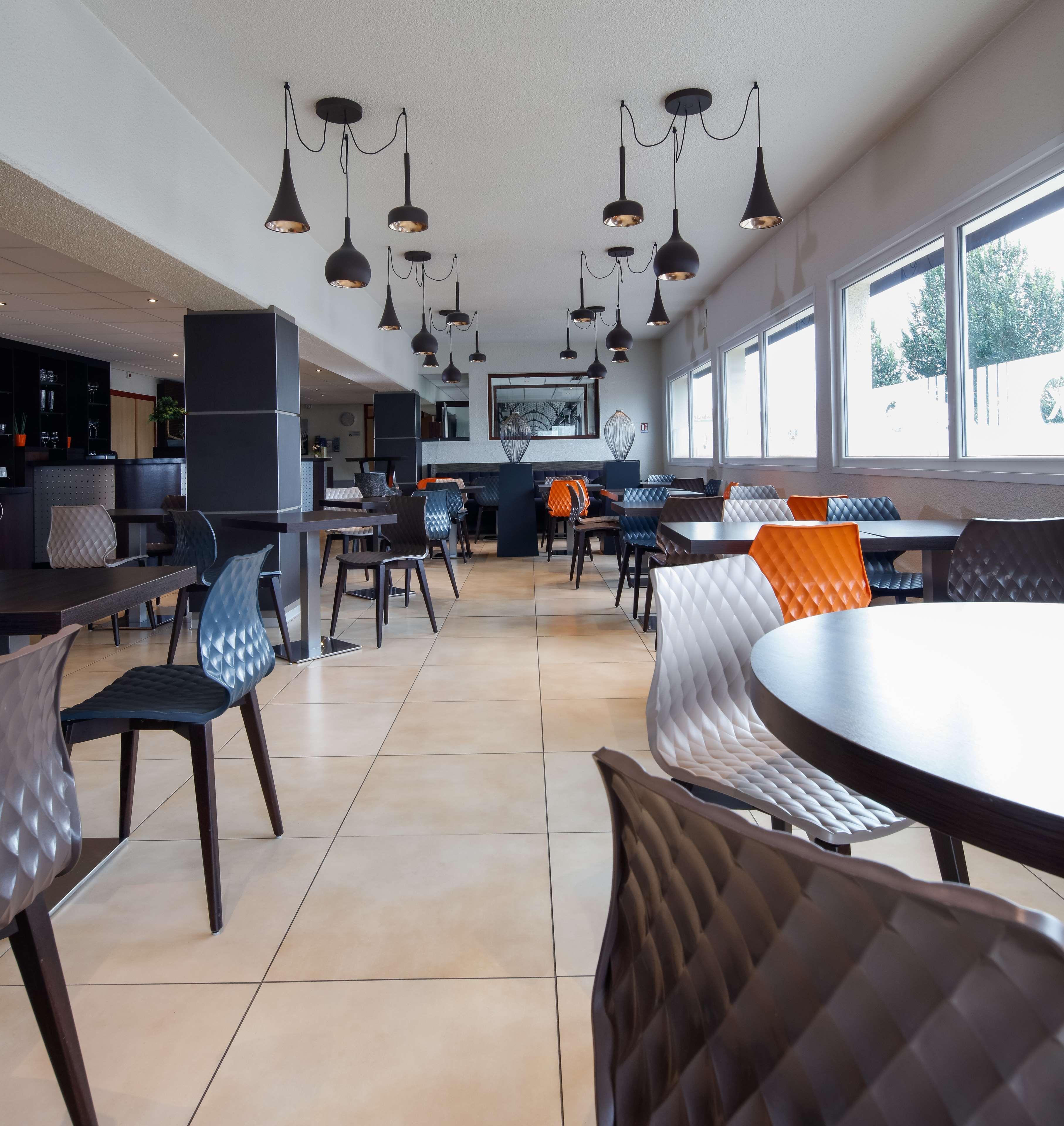 Kyriad Belfort Centre Gare Екстериор снимка